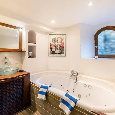 Casablanca Villa Montferrer