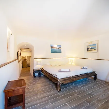 Casablanca Villa Montferrer